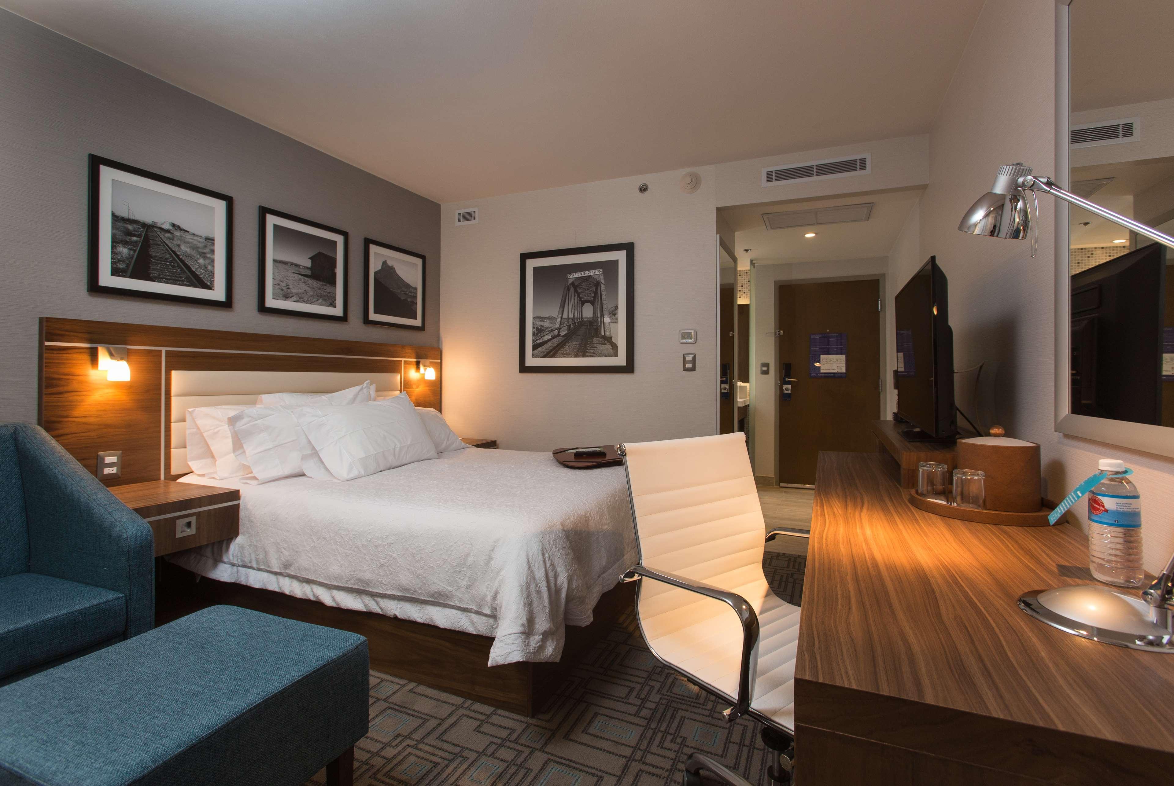 Hampton Inn By Hilton Ермосільо Екстер'єр фото