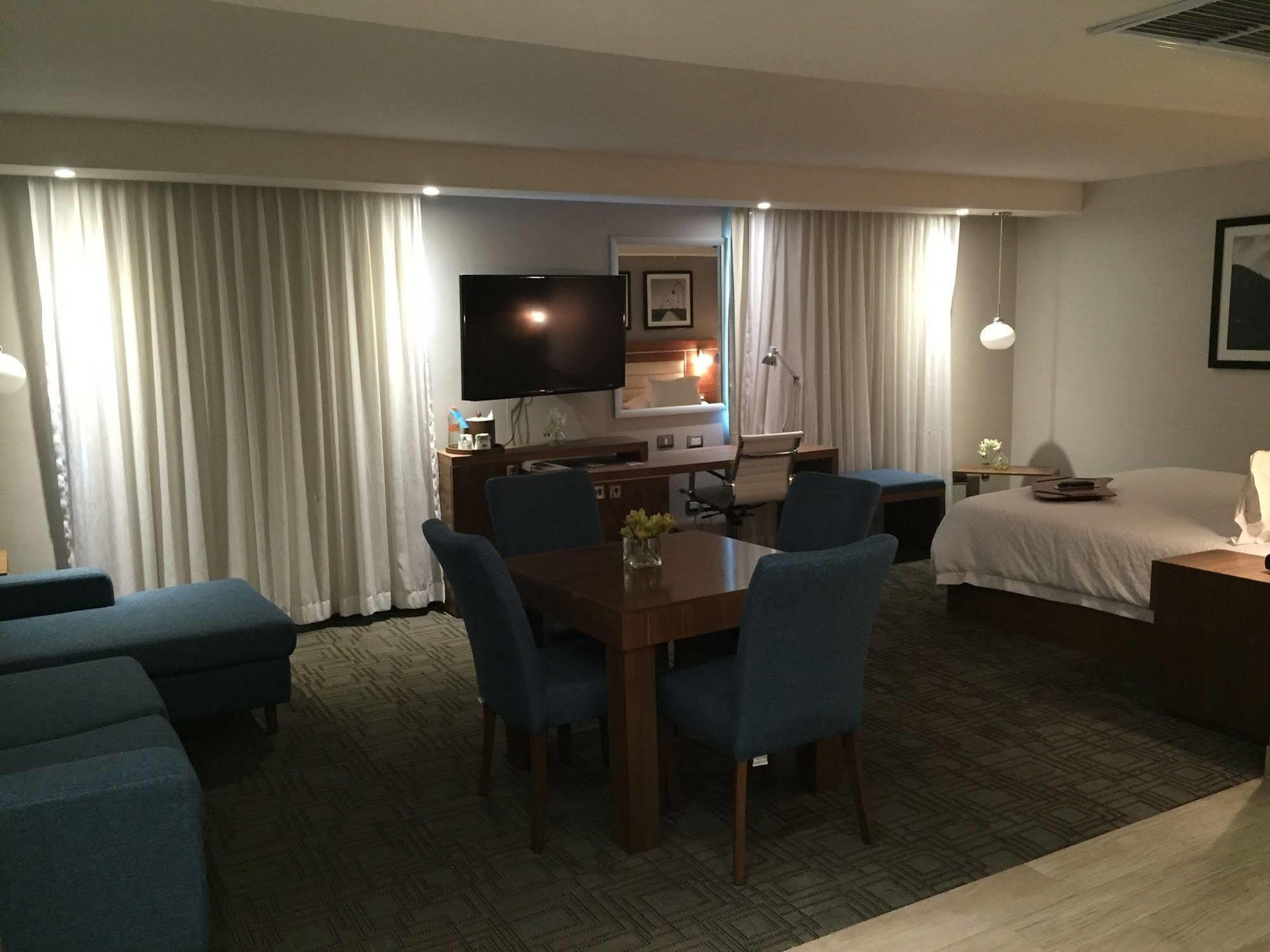 Hampton Inn By Hilton Ермосільо Екстер'єр фото